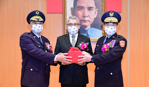 The Central Police University (CPU) held the handover ceremony of the president