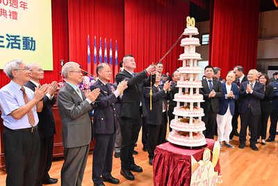 Deputy Minister Presides Over the Opening Ceremony